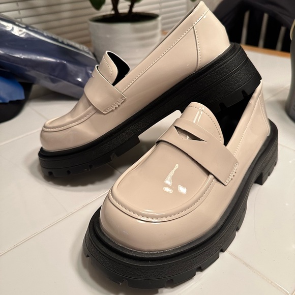 Loafers from Shein Never worn - Picture 5 of 7